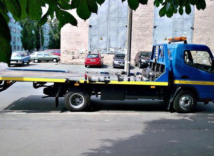 Услуги эвакуатора MITSUBISHI 3 тонны MITSUBISHI