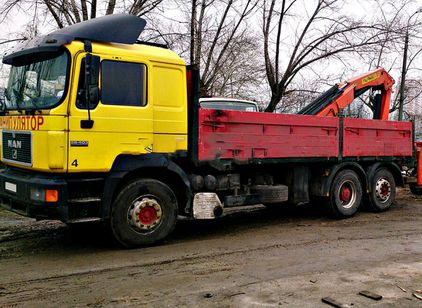 Аренда платформы с
краном манипулятором MAN 26.403 30 тонн Аренда MAN 26.403