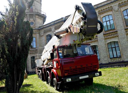 Аренда автовышки КАМАЗ 50
метров Аренда КАМАЗ