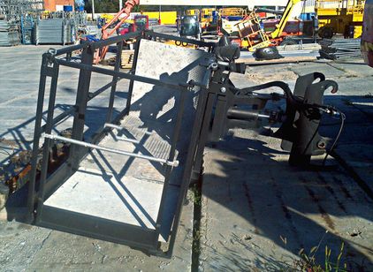 Заказать телескопический погрузчик MANITOU
MT1340 MANITOU MT1340