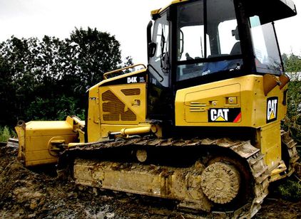 CATERPILLAR D4
