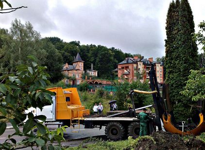 FORD для пересадки деревьев FORD для
пересадки