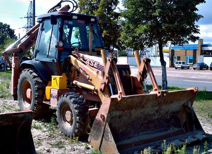 Аренда экскаватора с фронтальным погрузчиком CASE
580T CASE 580T