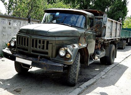 ЗИЛ
                        Колхозник