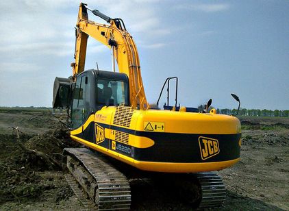 Заказать полноповоротный экскаватор JCB JS220SC JCB JS220SC