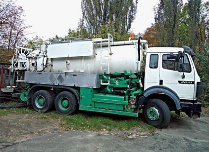Аренда ассенизатора MERCEDES BENZ Ассенизатор MERC