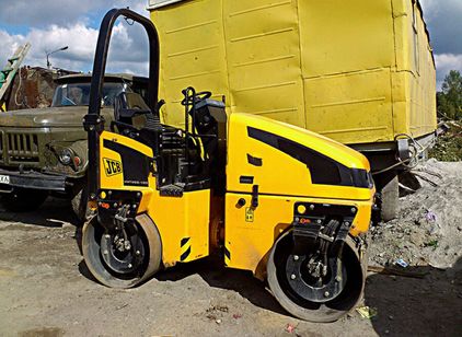 JCB
                        VMT260-120
