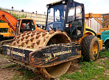 JCB Vibromax VM166