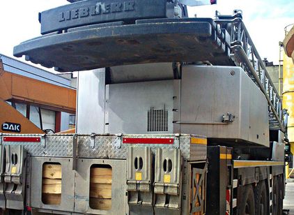 LIEBHERR LTM 1090-4.1