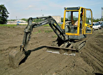 Услуги мини экскаватора VOLVO EC25 VOLVO
EC25