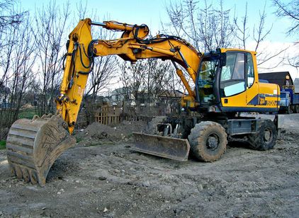 JCB JS130W